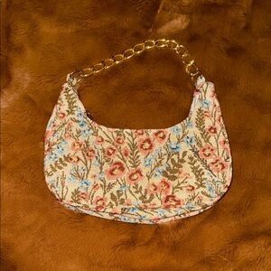 Floral Tapestry Shoulder Bag with Gold Chain